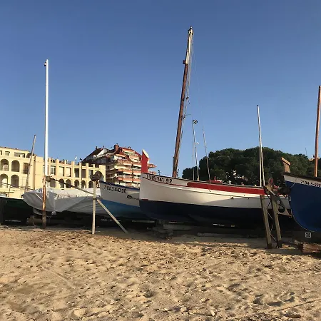 דירה Ample Port Marina פלאמוס